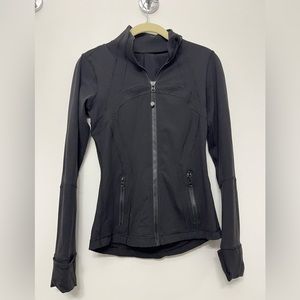 Lululemon Black Jacket - Size 4